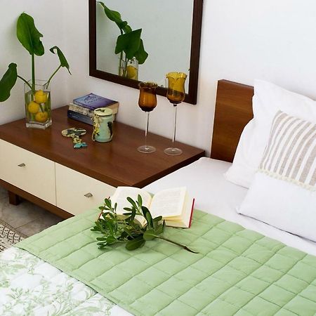 Inspiration Guestroom With Amazing Roof Garden Atena Exterior foto