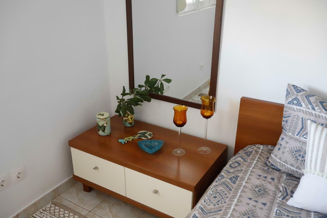 Inspiration Guestroom With Amazing Roof Garden Atena Exterior foto